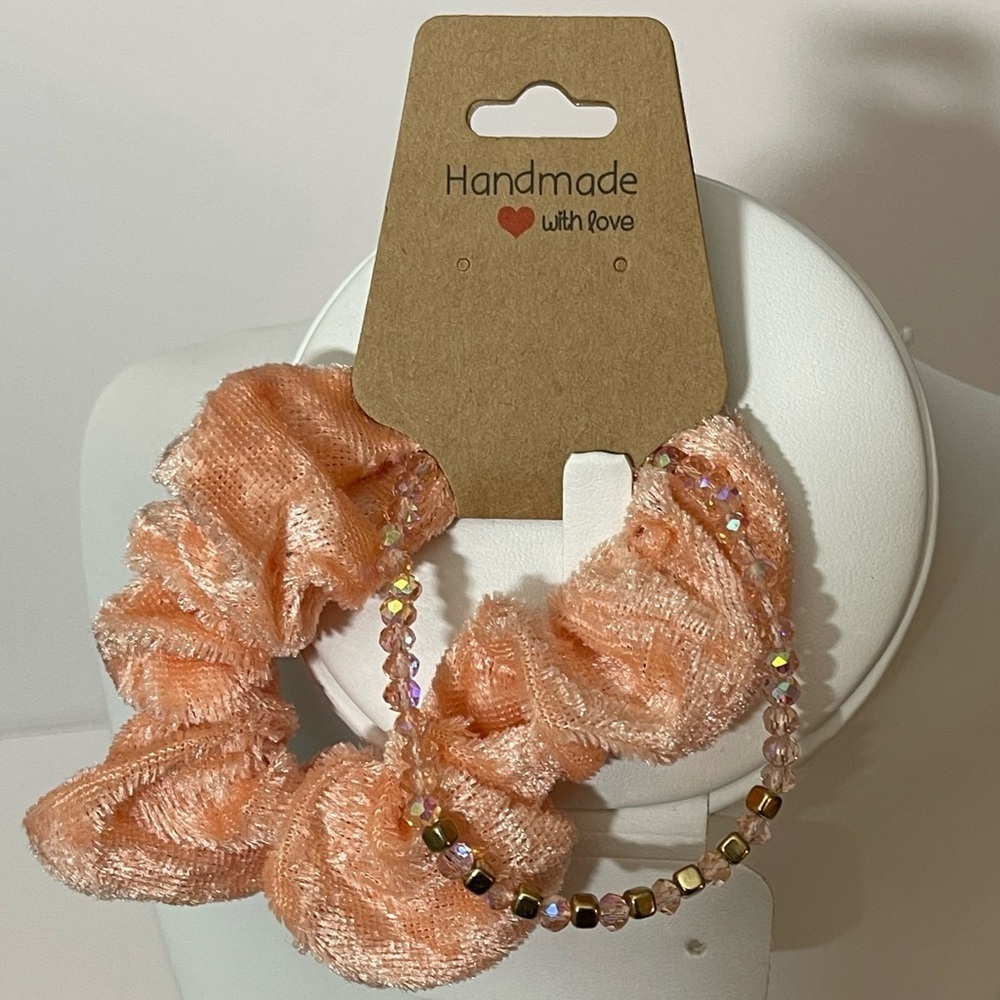 Handmade Pink and Gold iridescent stretch bracelet and matching Peach Sc…​​​ - Picture 2 of 6